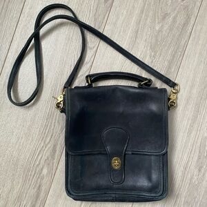 Coach Vintage Station Bag #5130 Black Leather Shoulder Bag